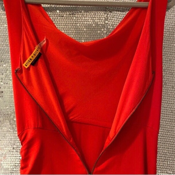 Alice & Olivia Gorgeous Red Dress Cowl Neck Ruched Side Details Zipper Back - Picture 6 of 9
